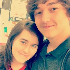 Meet your Posher, Logan